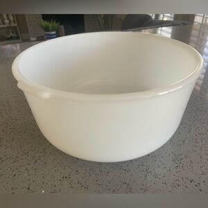 Vintage Glasbake Milk Glass Sunbeam mixing bowl